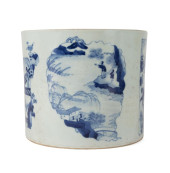 CHINESE BLUE & WHITE BRUSH POT