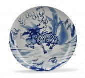 CHINESE BLUE & WHITE CHARGER W