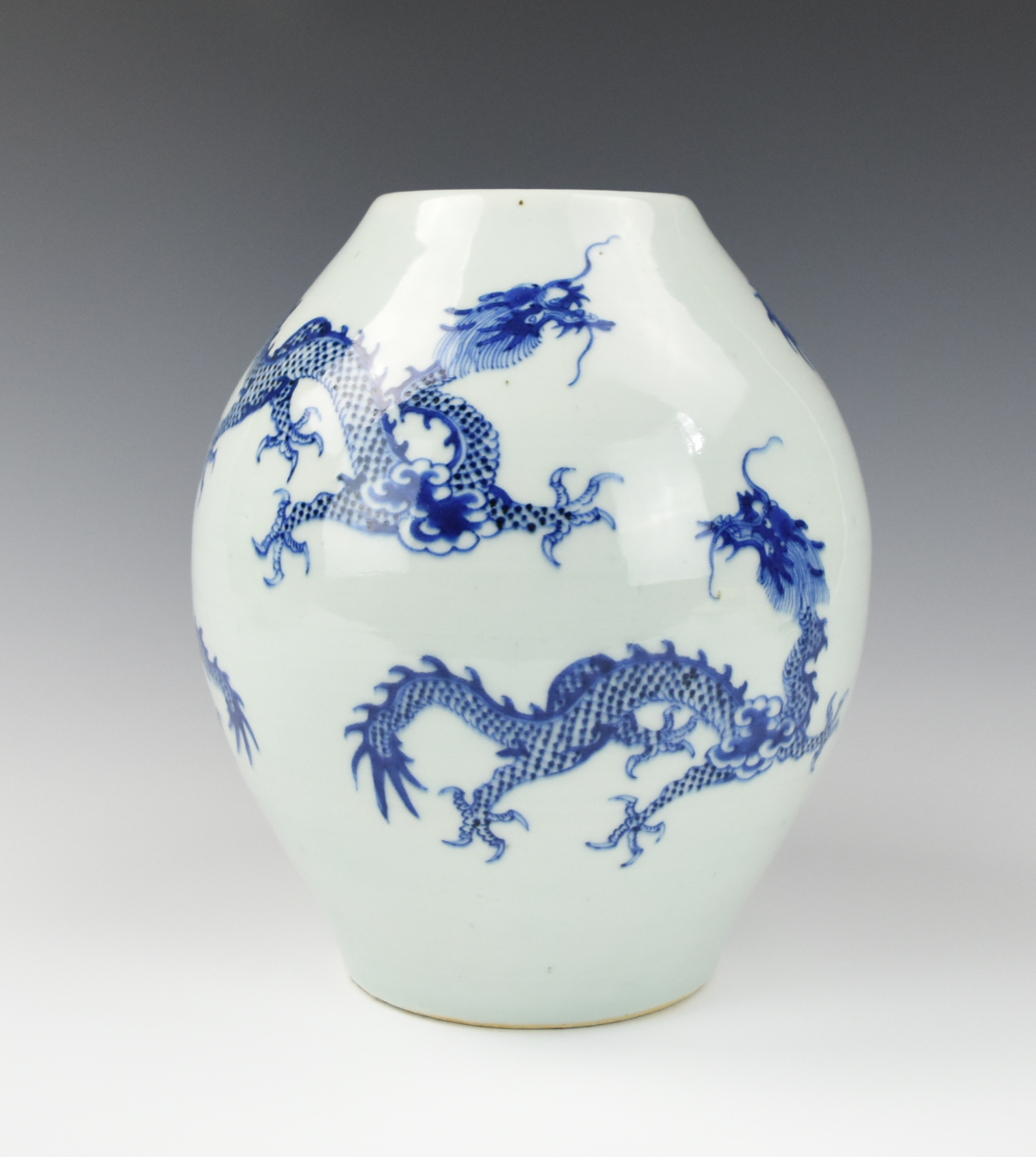 CHINESE BLUE & WHITE DRAGON VASE,