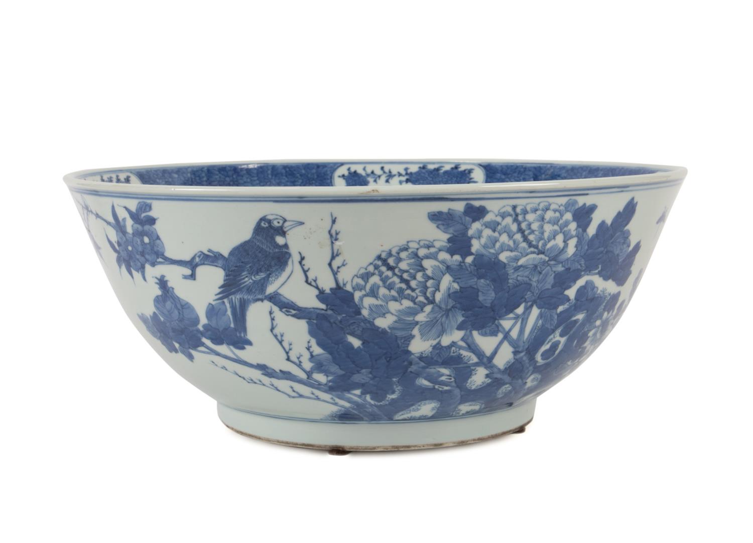 CHINESE BLUE & WHITE FLORAL