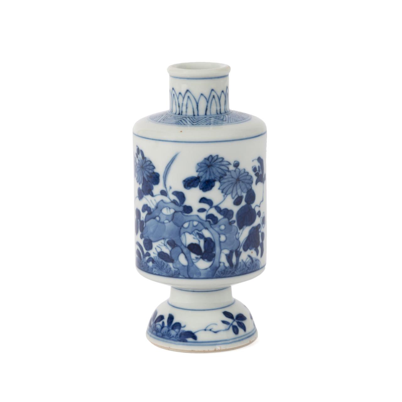 CHINESE BLUE & WHITE KANGXI STYLE