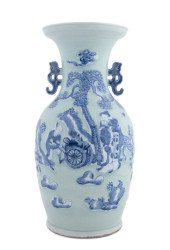 CHINESE BLUE & WHITE ON CELADO