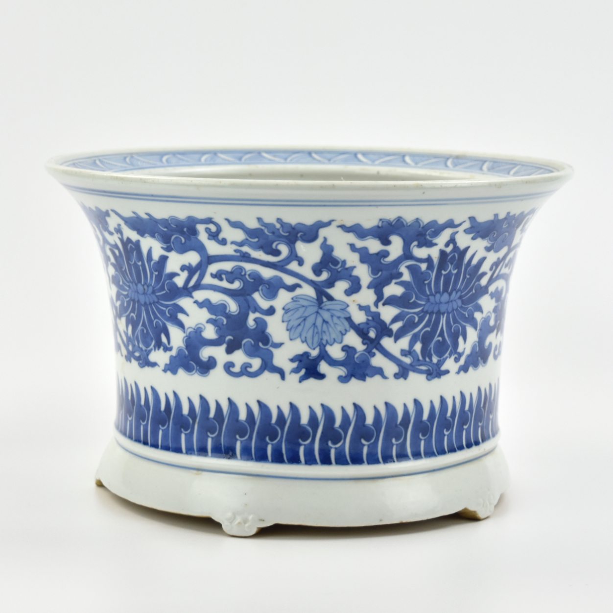 CHINESE BLUE & WHITE PLANTER W/