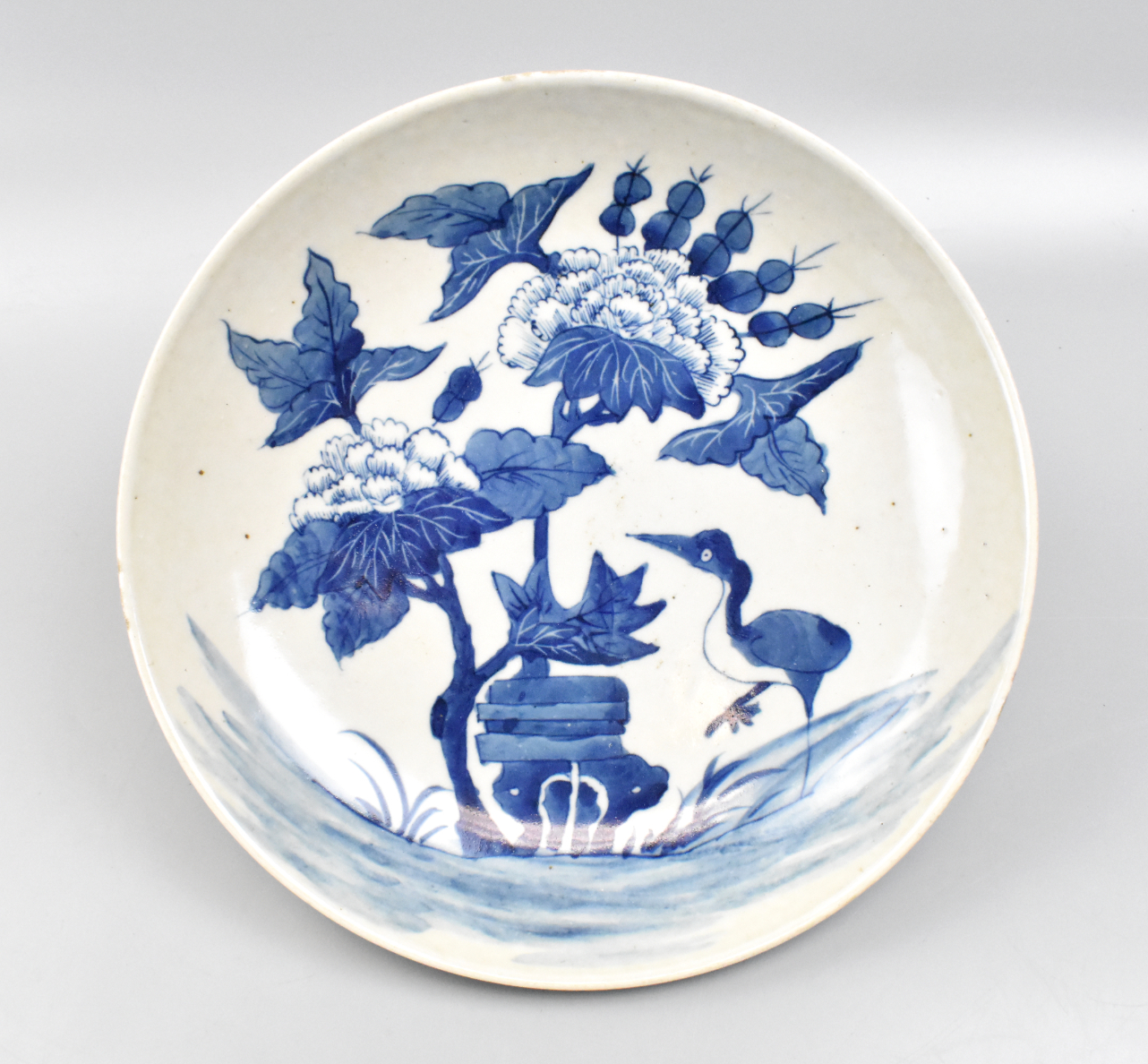 CHINESE BLUE & WHITE PLATE W/