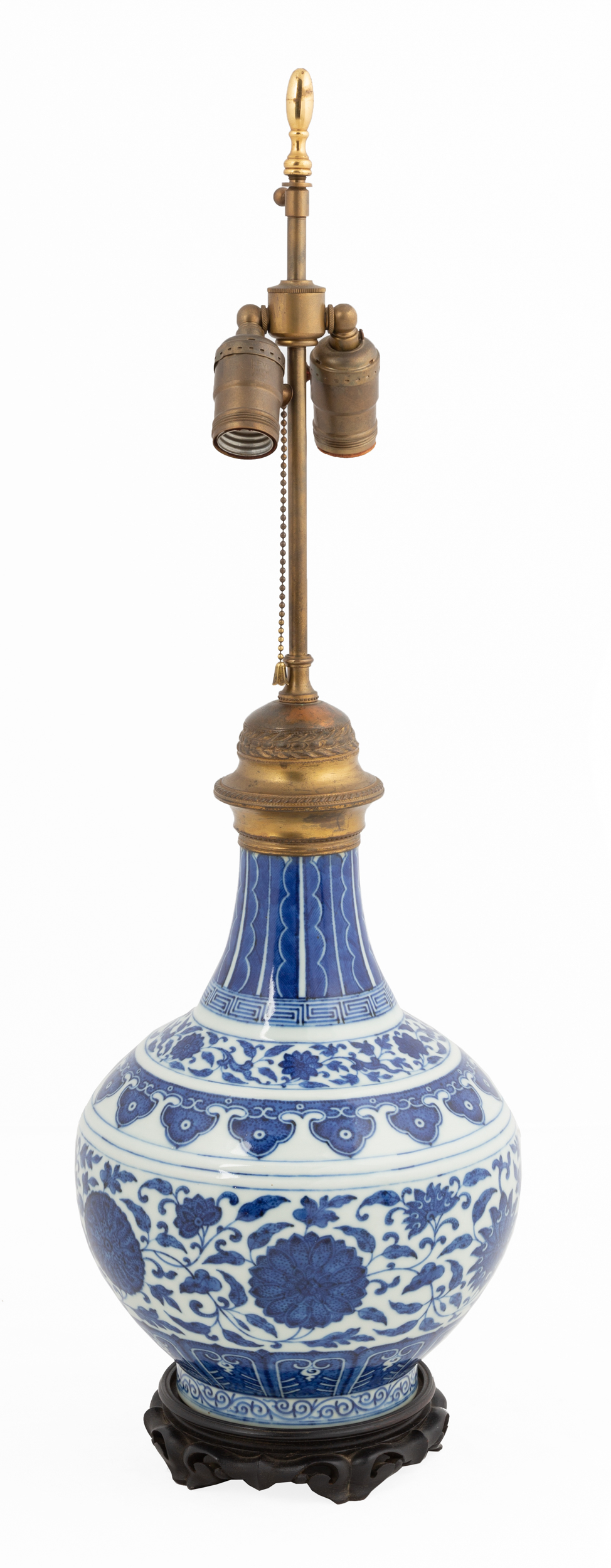 CHINESE BLUE & WHITE PORCELAIN LAMP