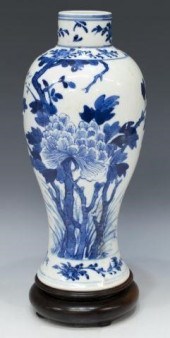 CHINESE BLUE & WHITE PORCELAIN