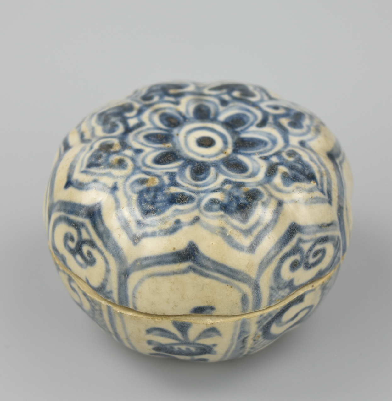 CHINESE BLUE& WHITE PORCELAIN