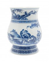 CHINESE BLUE & WHITE VASE, YON