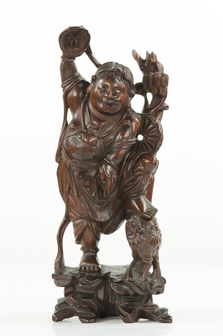 CHINESE BOXWOOD CARVED FIGURE OF
