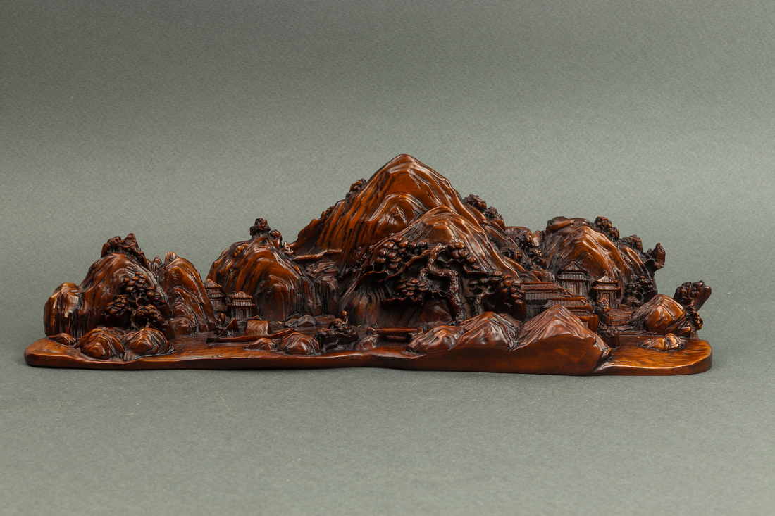 CHINESE BOXWOOD CARVING OF