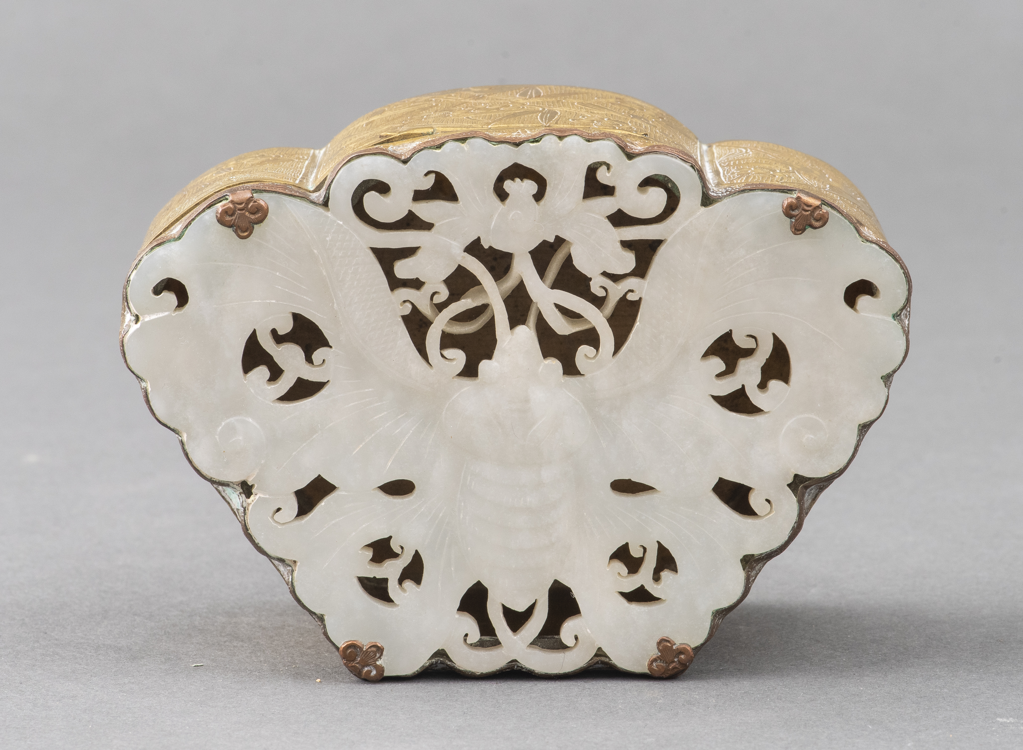 CHINESE BRASS BOX WITH WHITE JADE