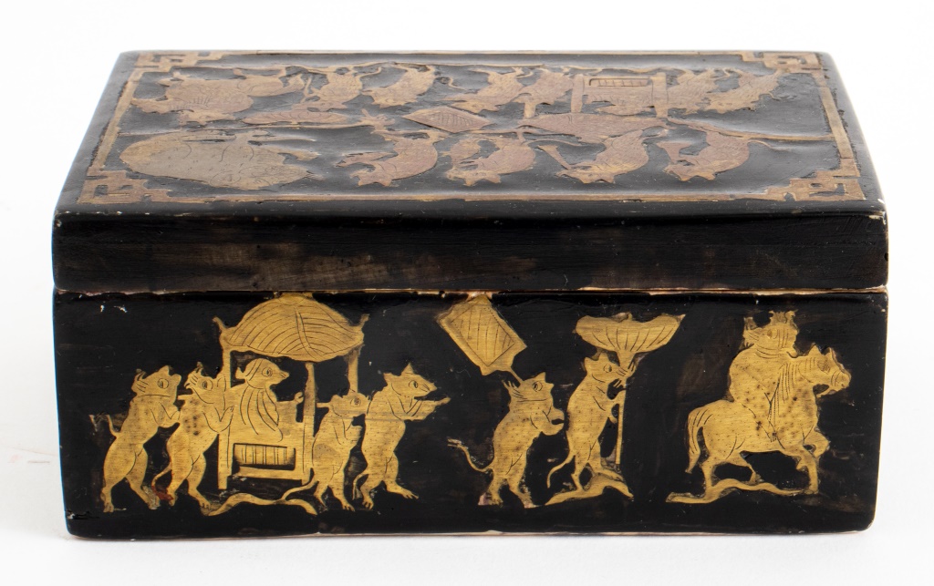 CHINESE BRASS INLAID STAINED ONYX