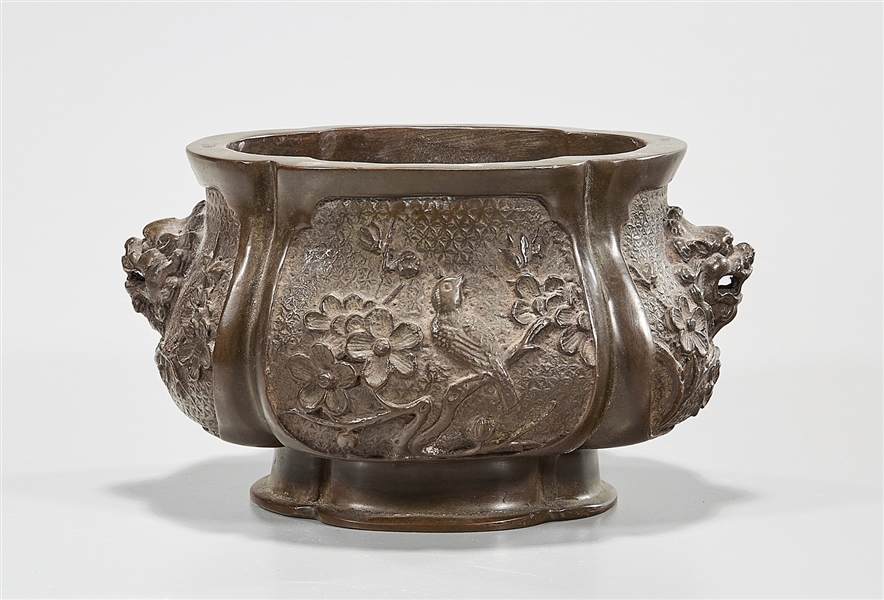 Chinese bronze censer; 4 1/4" x 7