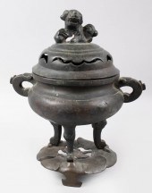 CHINESE BRONZE COVERED TRIPOD