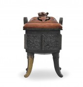 CHINESE BRONZE DING SHAPED CEN