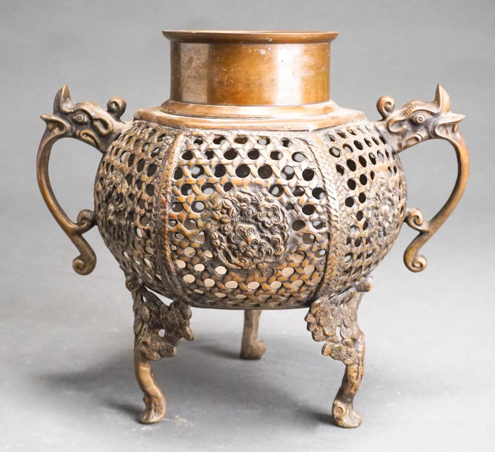 CHINESE BRONZE ELEPHANT HANDLE