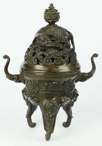 CHINESE BRONZE ELEPHANTS TRIPOD