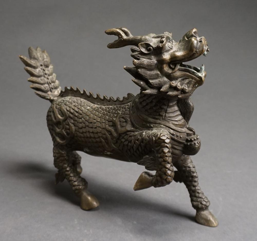 CHINESE BRONZE FIGURE OF A QILIN,