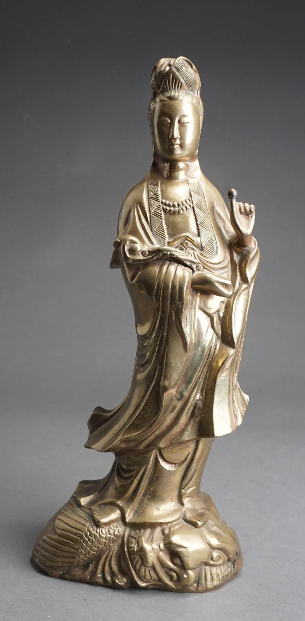 CHINESE BRONZE FIGURE OF GUANYIN,