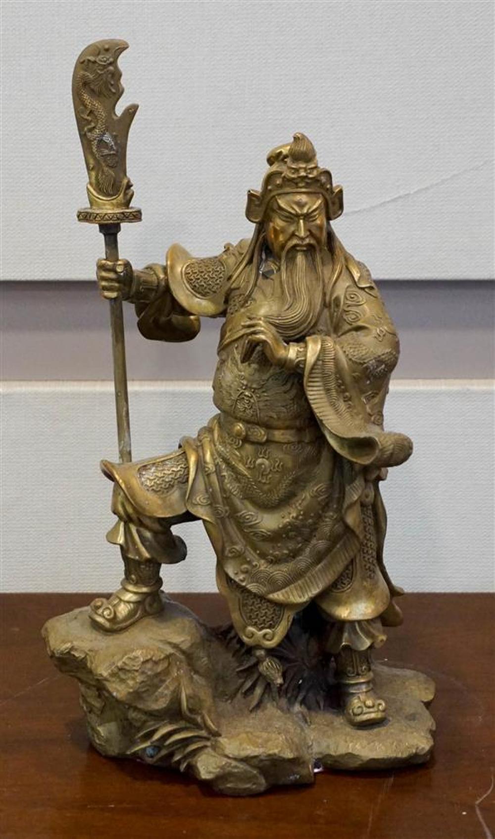 CHINESE BRONZE FIGURE OF