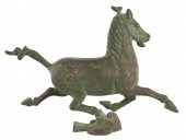 CHINESE BRONZE HORSE FIGUREuns