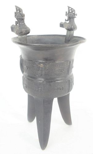 CHINESE BRONZE IN ARCHAIC FORM OF A