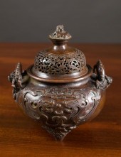 CHINESE BRONZE LIDDED CENSERCH