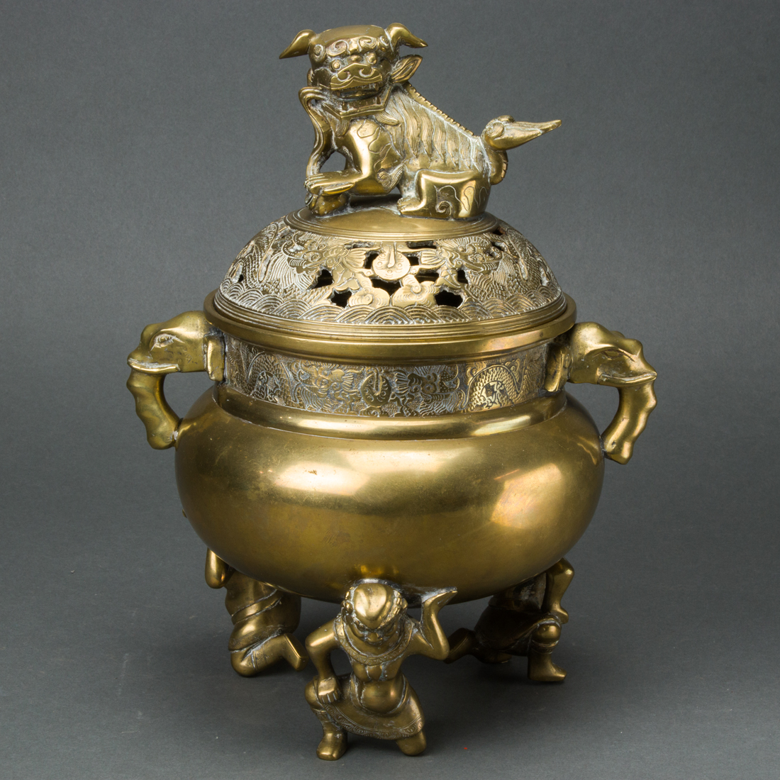CHINESE BRONZE LIDDED TRIPOD CENSER