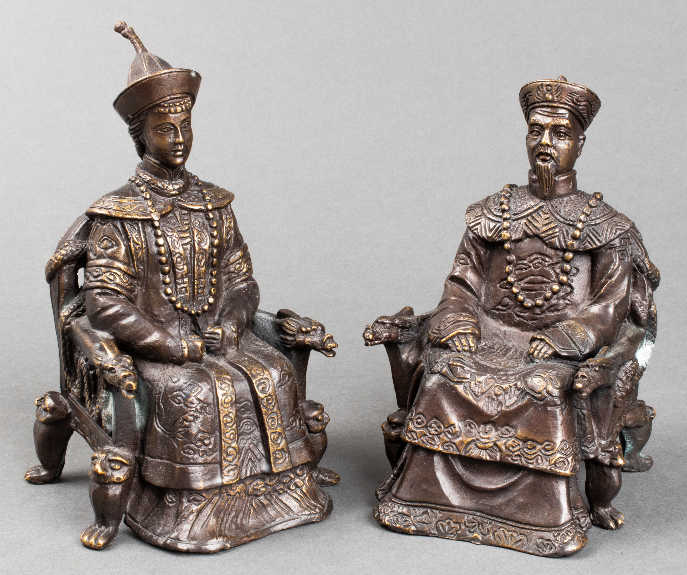 CHINESE BRONZE SCULPTURE OF
