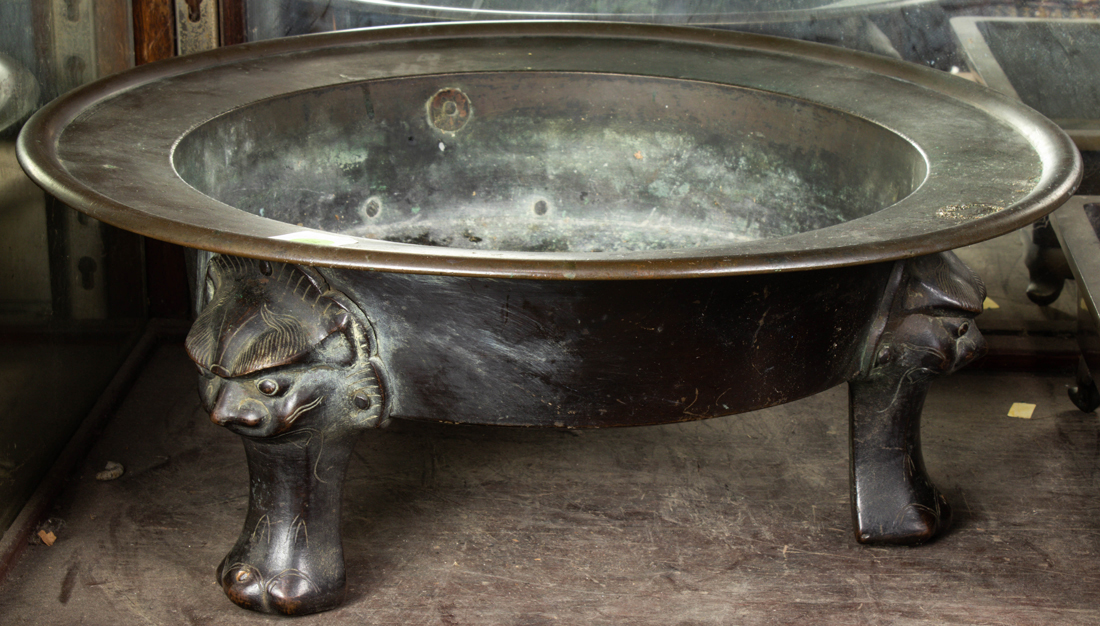 CHINESE BRONZE TRIPOD BRAZIER
