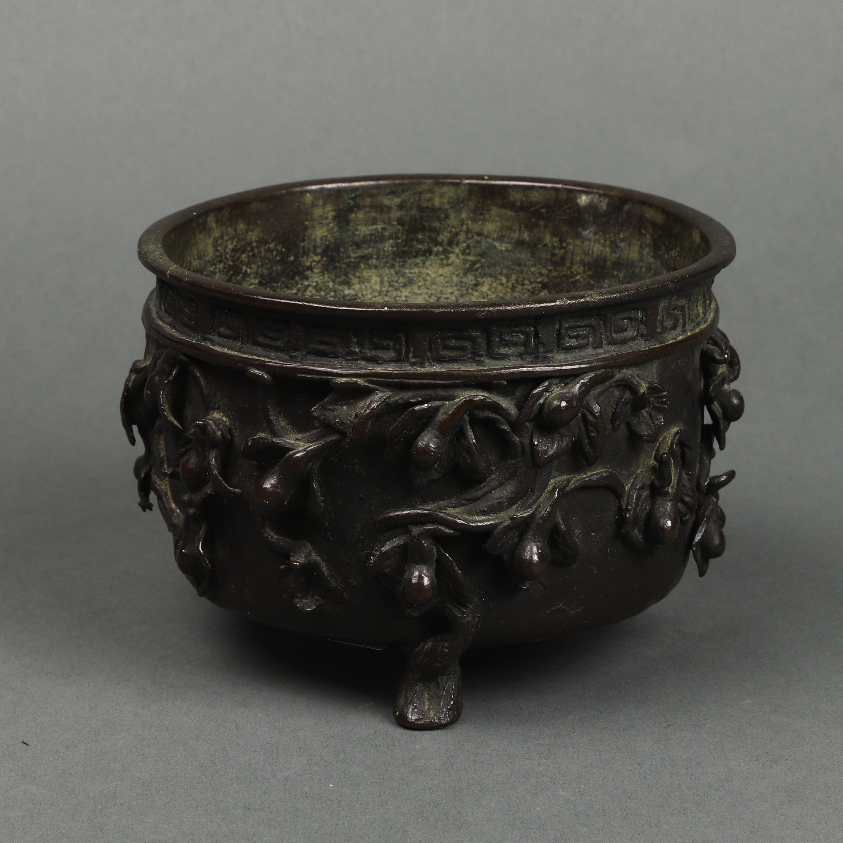 CHINESE BRONZE TRIPOD CENSER