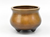 CHINESE BRONZE TRIPOD CENSER W