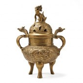 CHINESE BRONZE TRIPOD CENSERCh