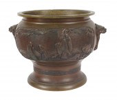 CHINESE BRONZE URNChinese Bron