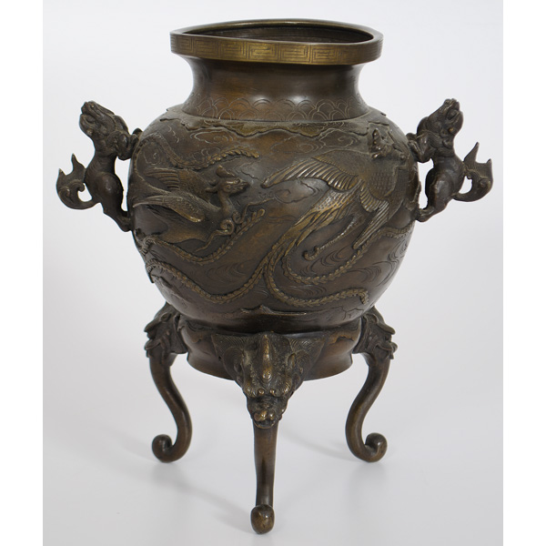 Chinese Bronze Vase on Stand