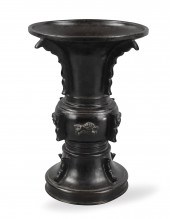 CHINESE BRONZE VASE W/ FOO LIO