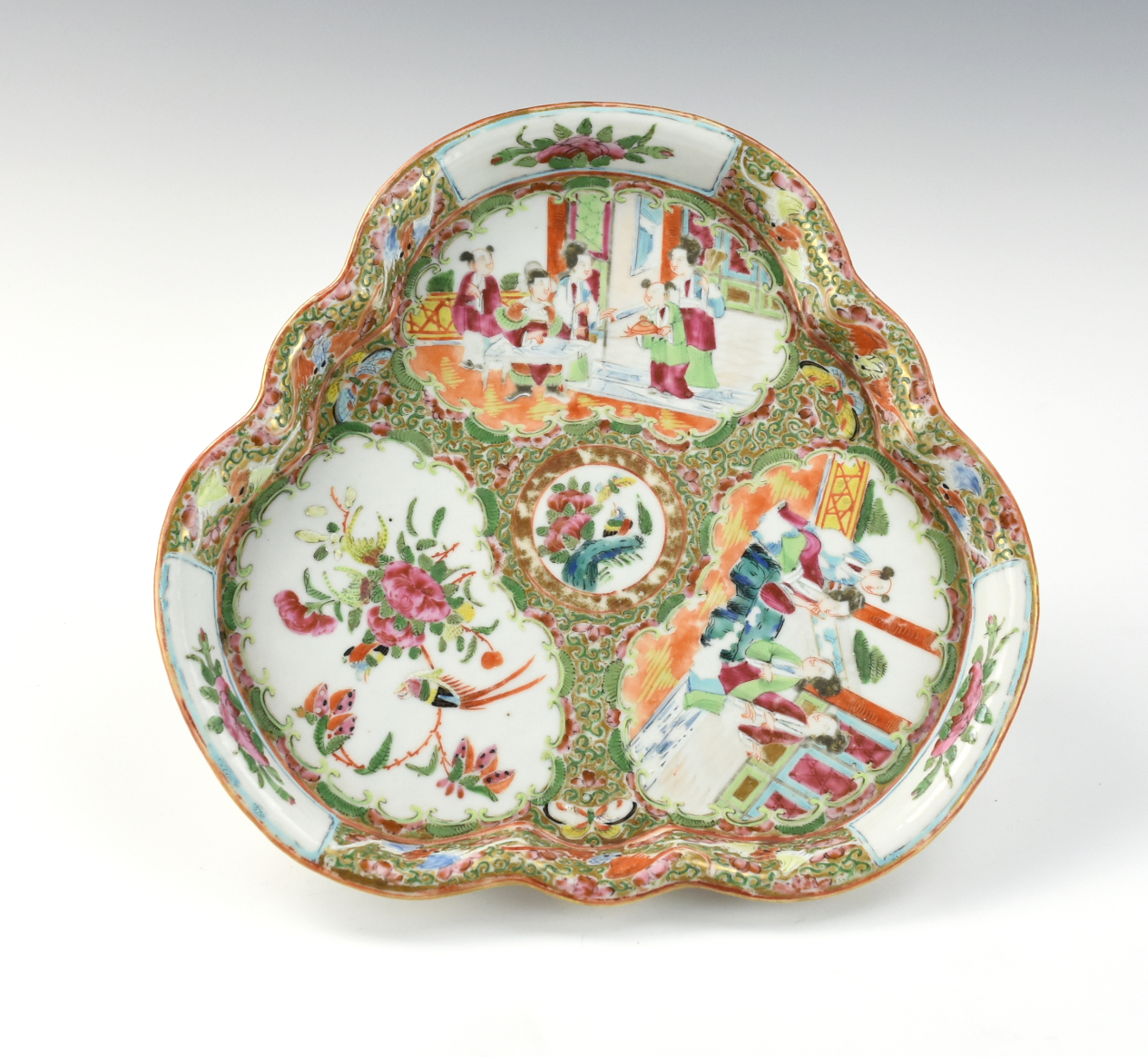 CHINESE CANTON GLAZED PLATE W/
