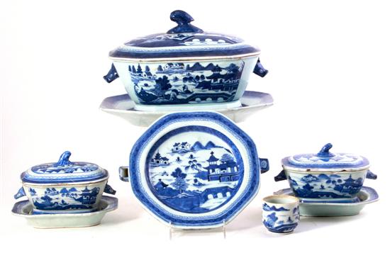 Chinese Canton porcelain tureens