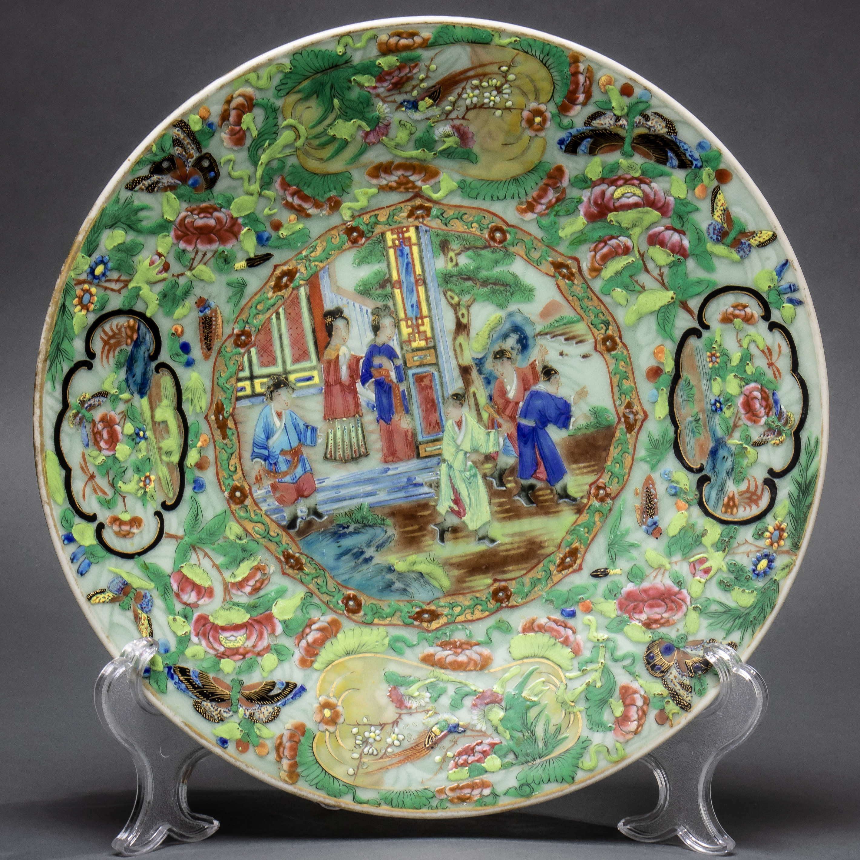 CHINESE CANTON ROSE MEDALLION AND
