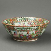 CHINESE CANTON ROSE MEDALLION