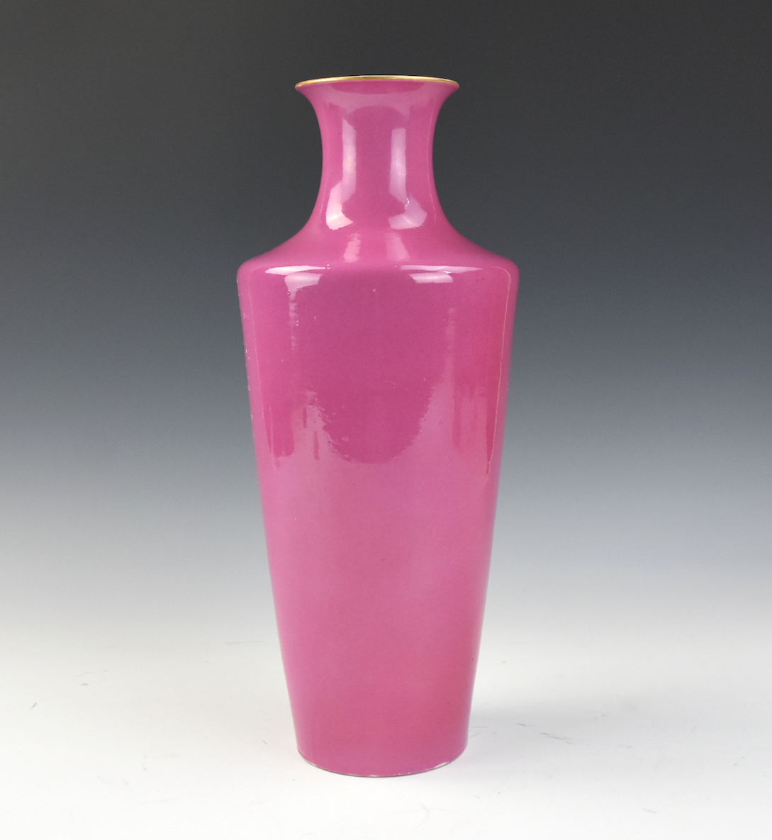 CHINESE CARMINE RED GLAZED VASE,