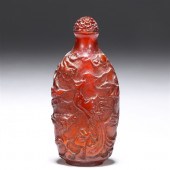Chinese carved amber snuff bot