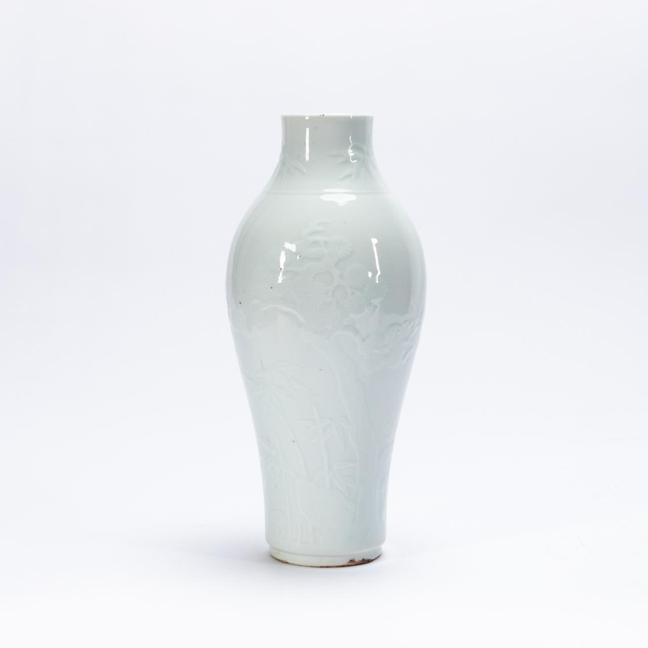 CHINESE CARVED BLANC DE CHINE