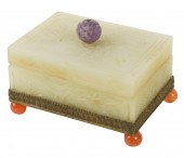 CHINESE CARVED BOWENITE BOXChi