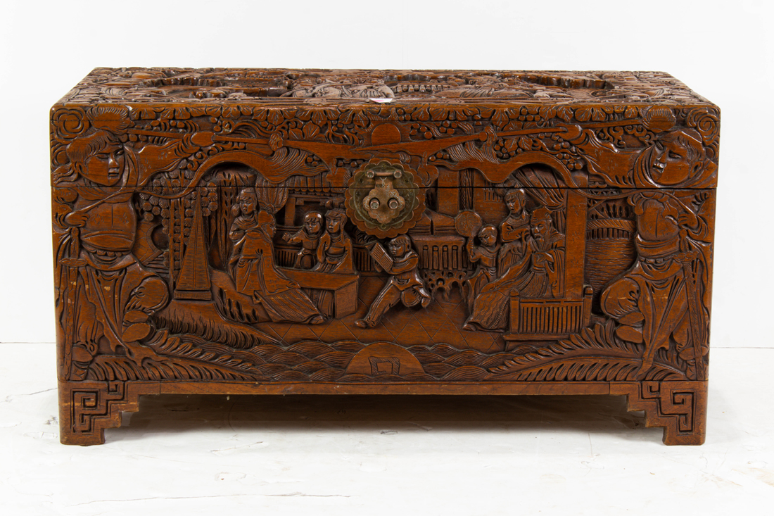 CHINESE CARVED CAMPHOR TRUNK