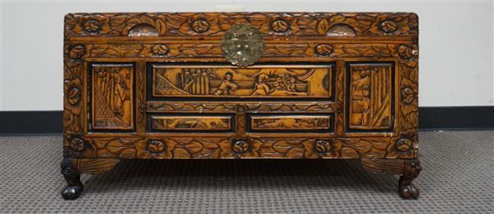 CHINESE CARVED CAMPHORWOOD