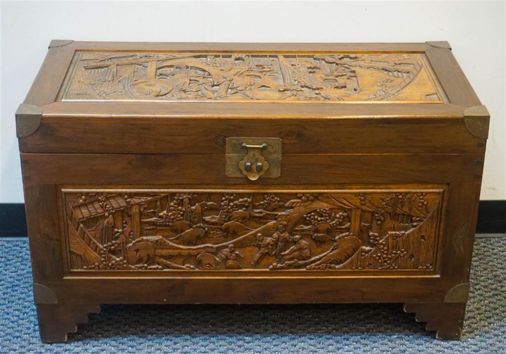 CHINESE CARVED CAMPHORWOOD HINGED