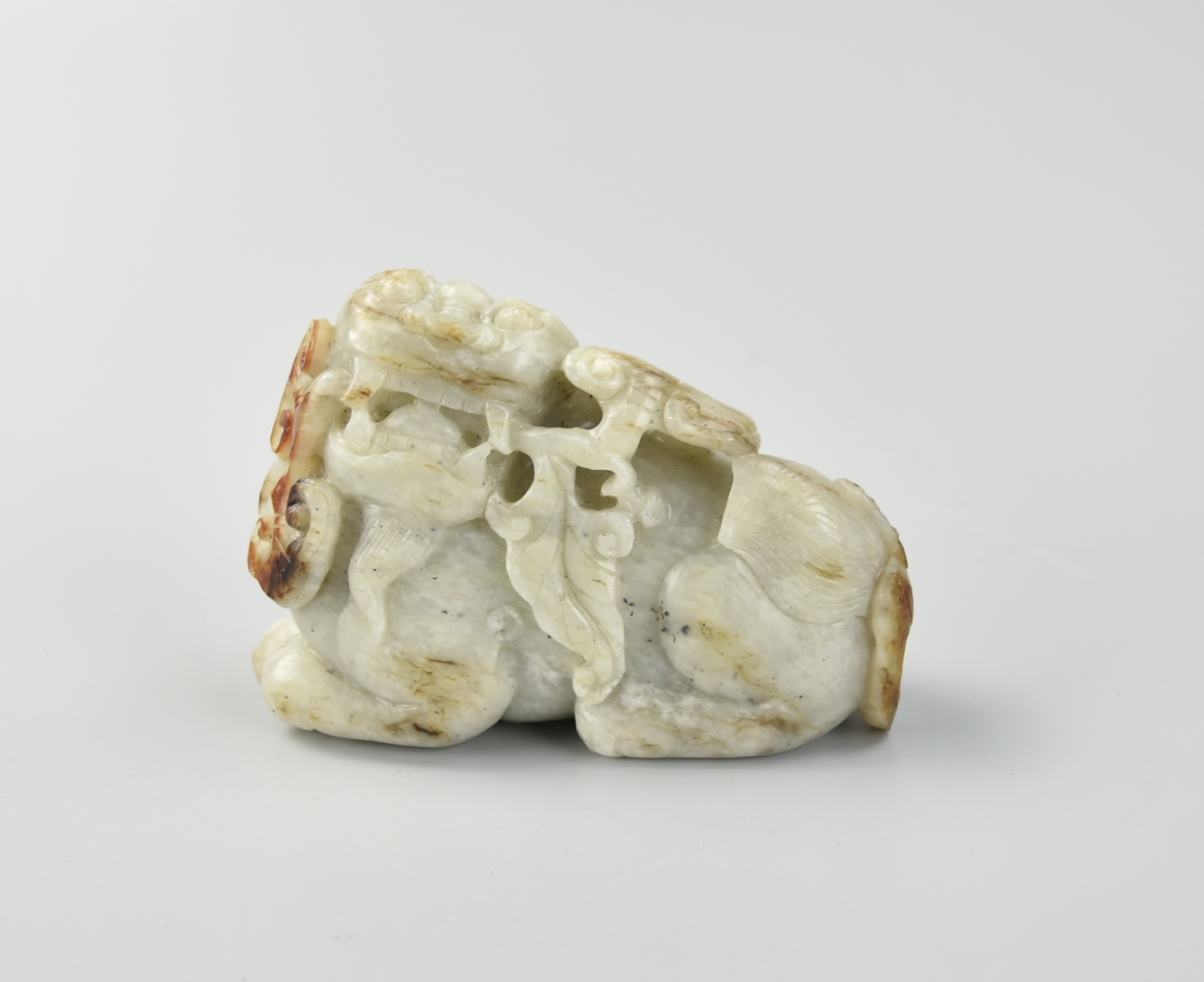CHINESE CARVED HETIAN JADE FOO