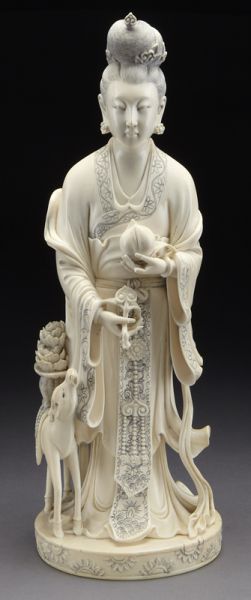 Chinese carved ivory figure