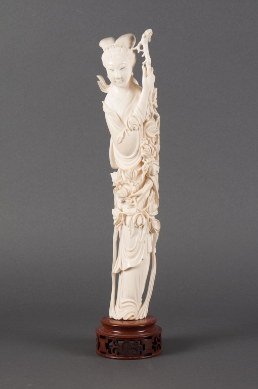 Chinese carved ivory figure of